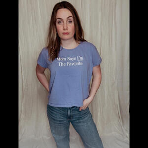 Cropped 'Mom Says I'm The Favorite' Tee